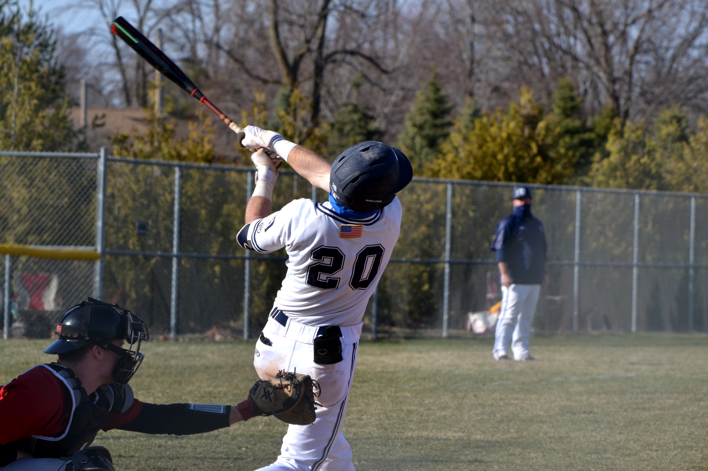 DMACC baseball team splits doubleheader with Southwestern