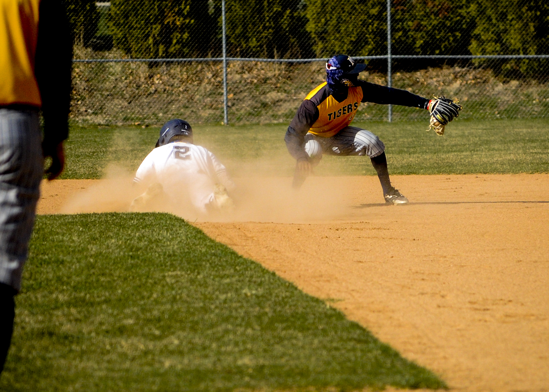 DMACC baseball team drops doubleheader to MCC