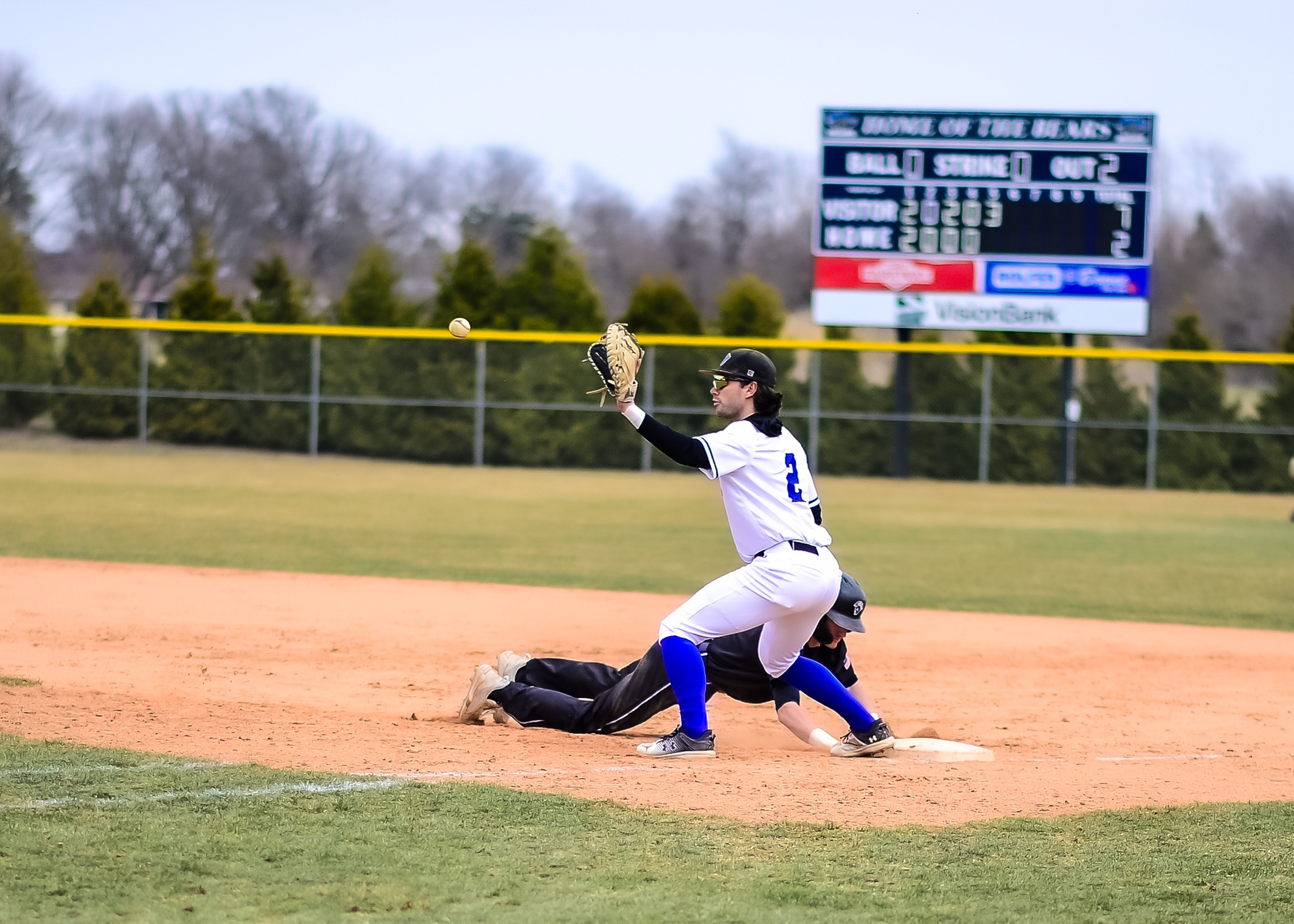 DMACC baseball team drops 13-3 decision to Indian Hills CC