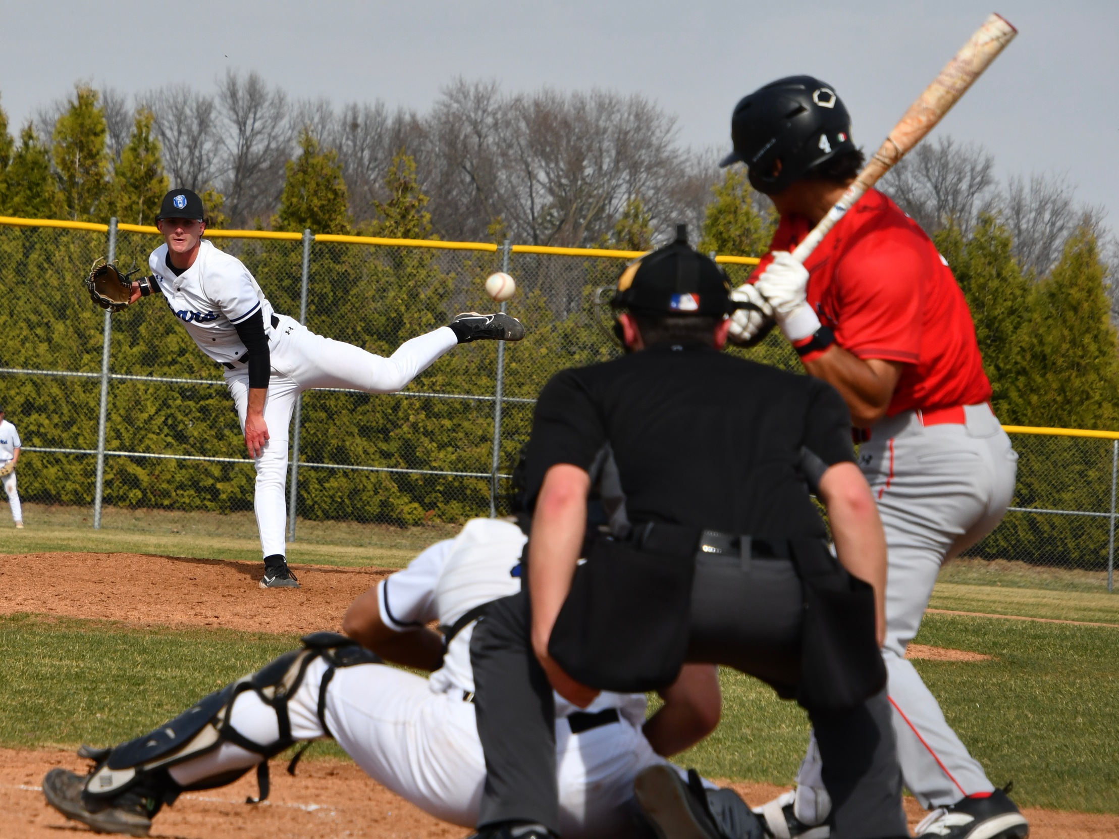 DMACC baseball team takes 17-5 decision from Ellsworth