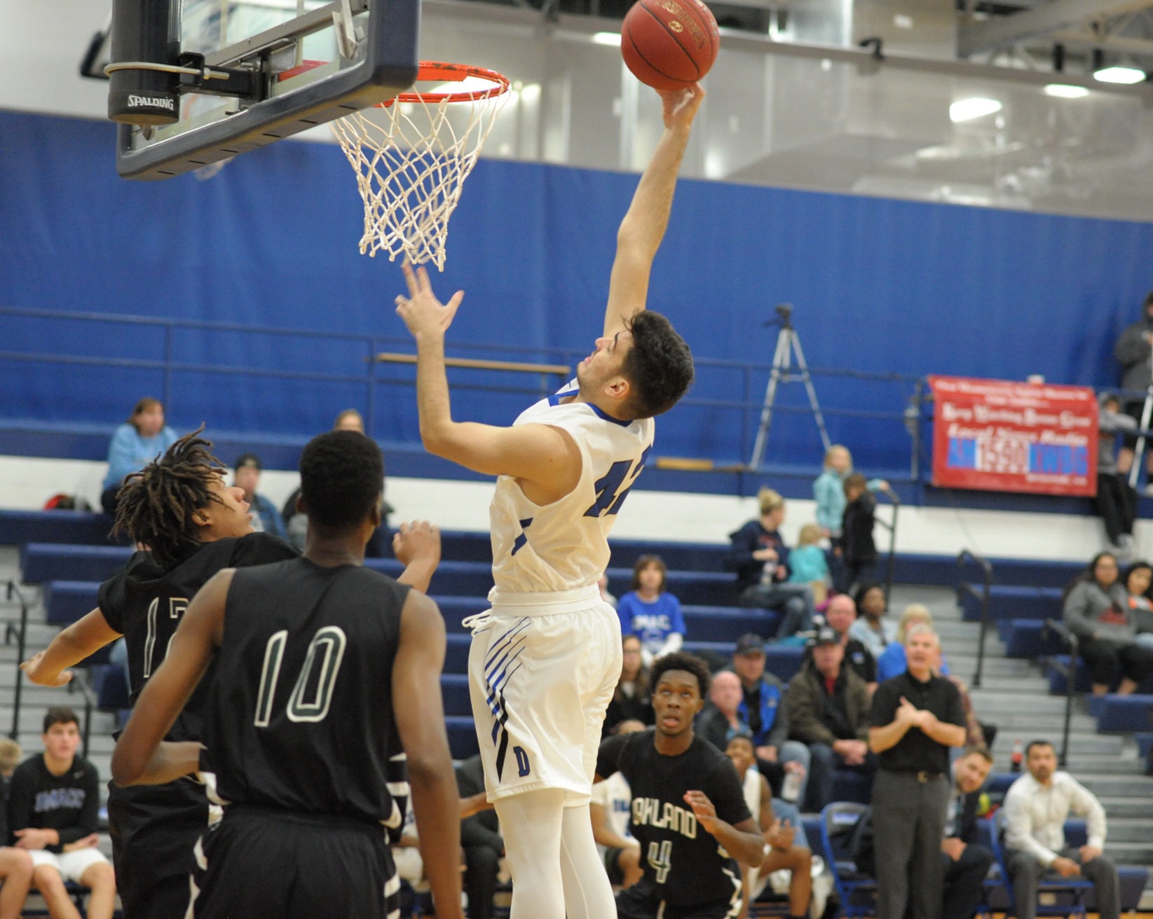 DMACC Men  Falls to Southeastern