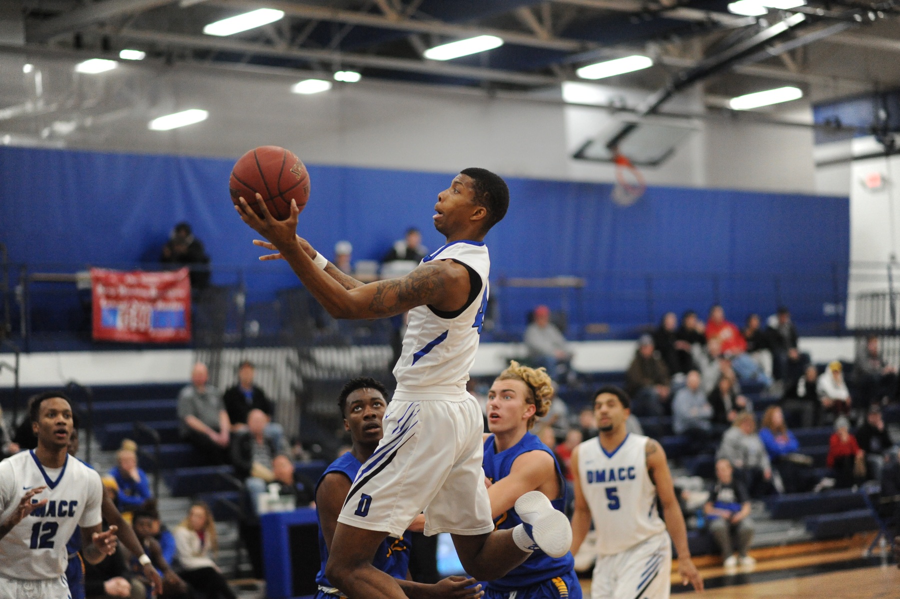 Bears fall to Trojans in shootout