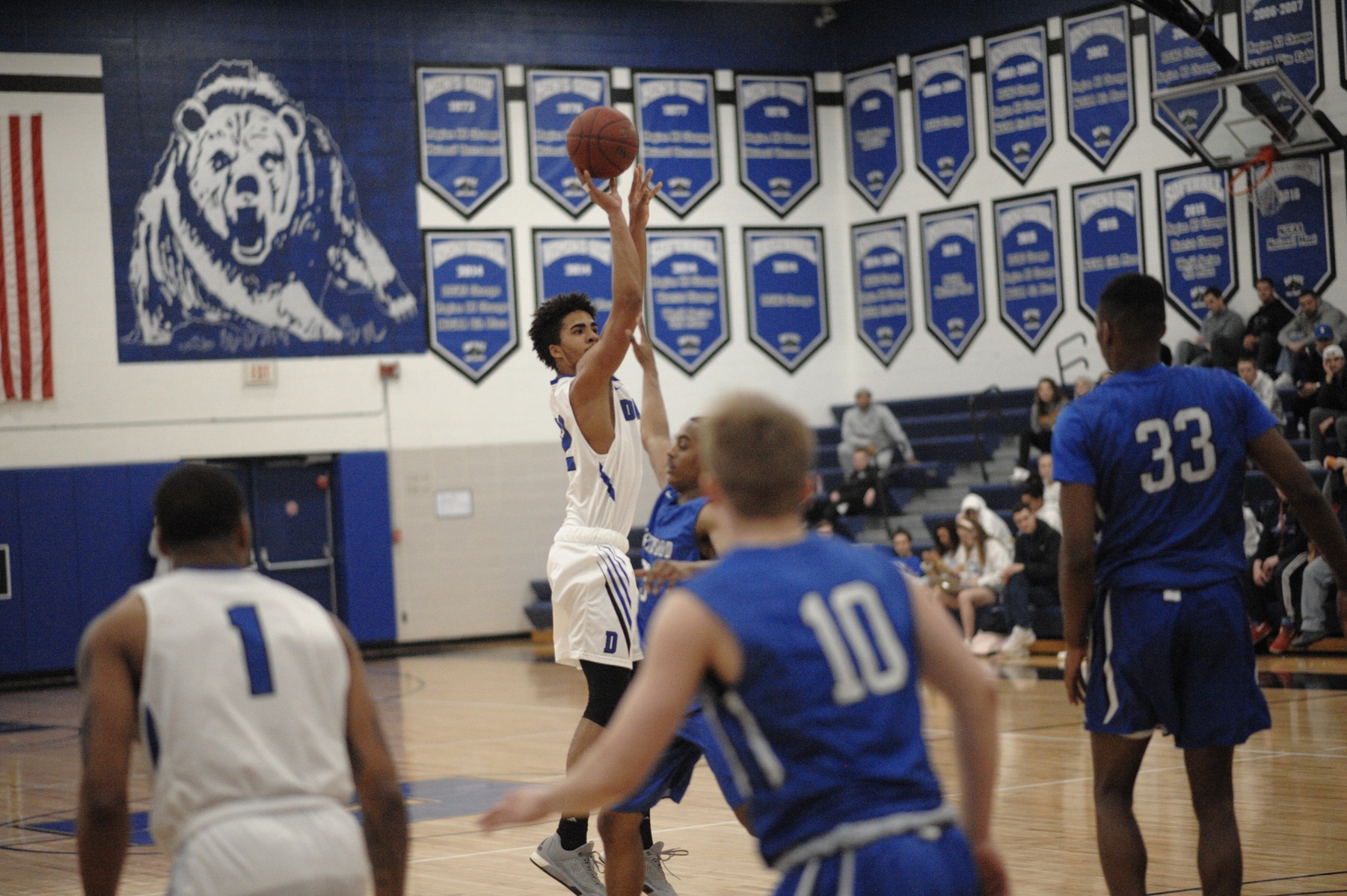 DMACC men's basketball team tops LPT, upsets NIACC