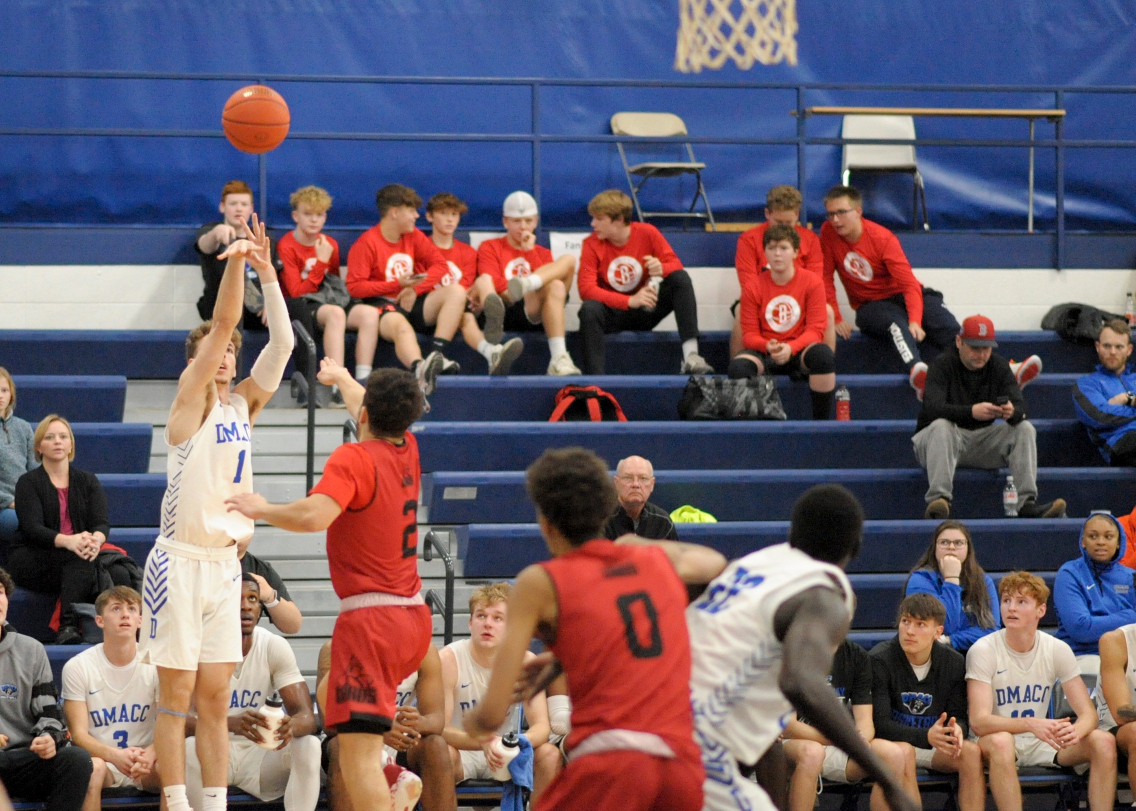 DMACC men's basketball team drops 71-61 decision to ECC