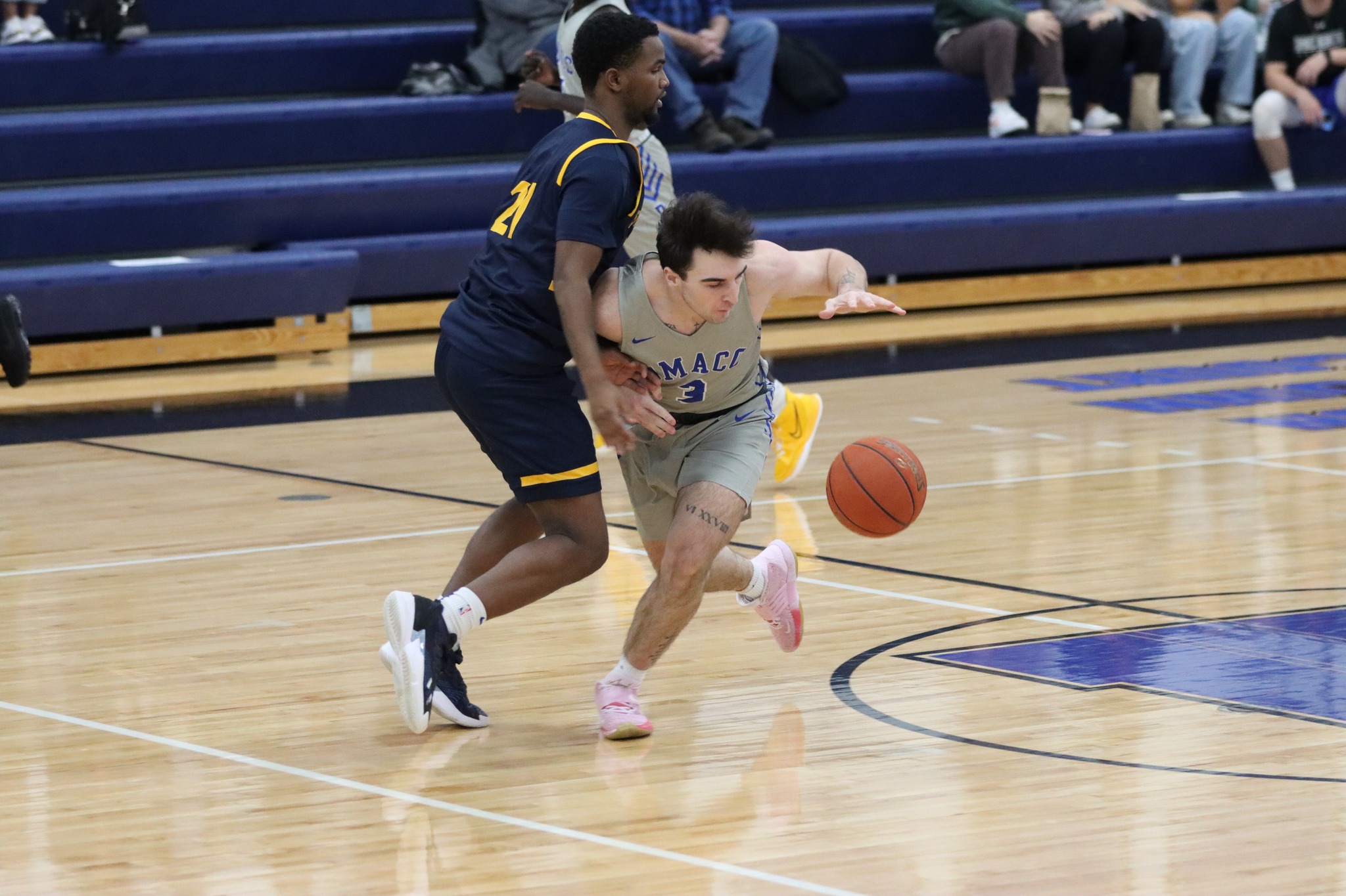 Abdelkarim's 24 points lead DMACC men's basketball team past Marshalltown CC, 83-61