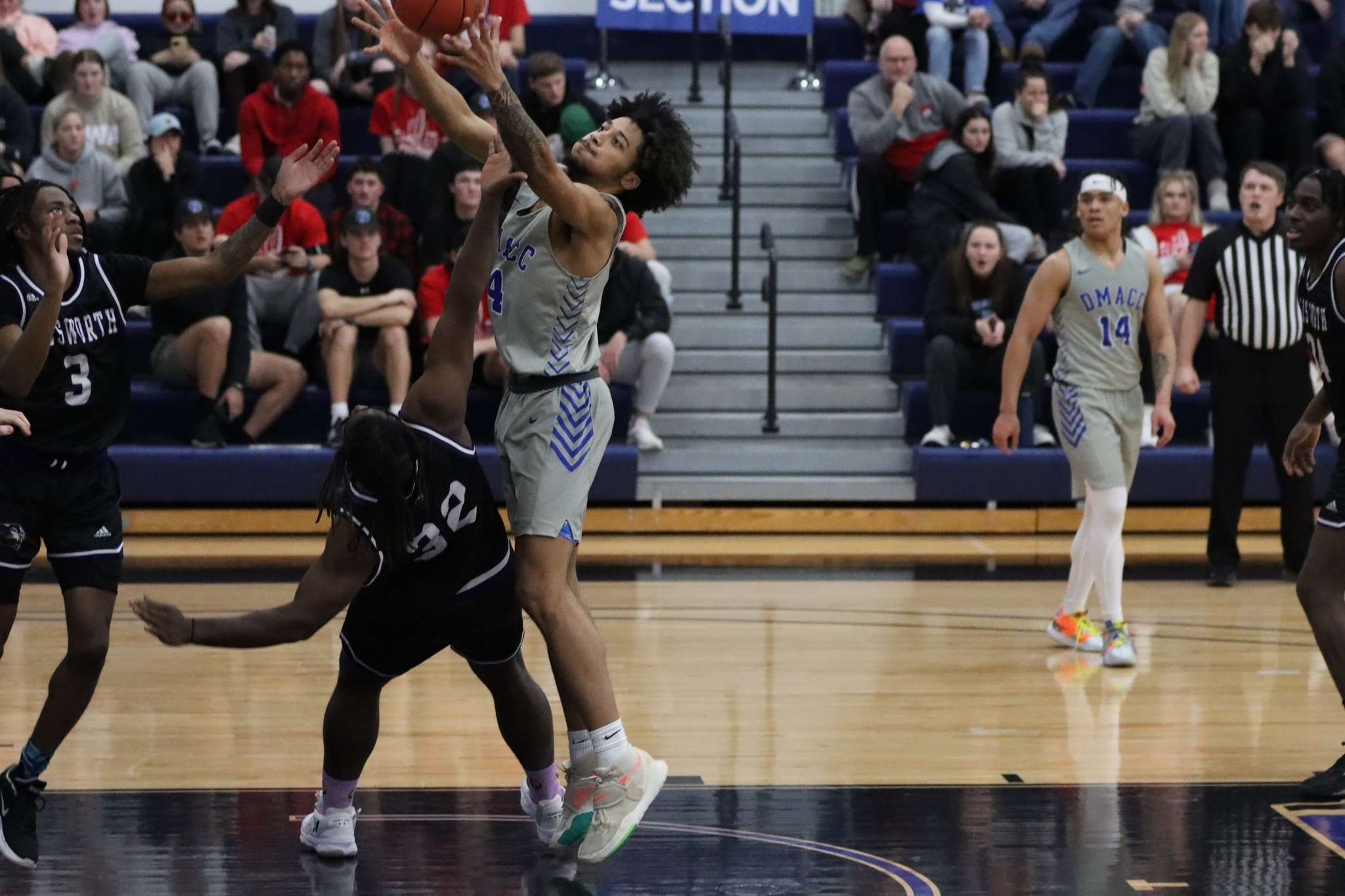 Williams leads DMACC men's basketball team past NIACC, 87-60