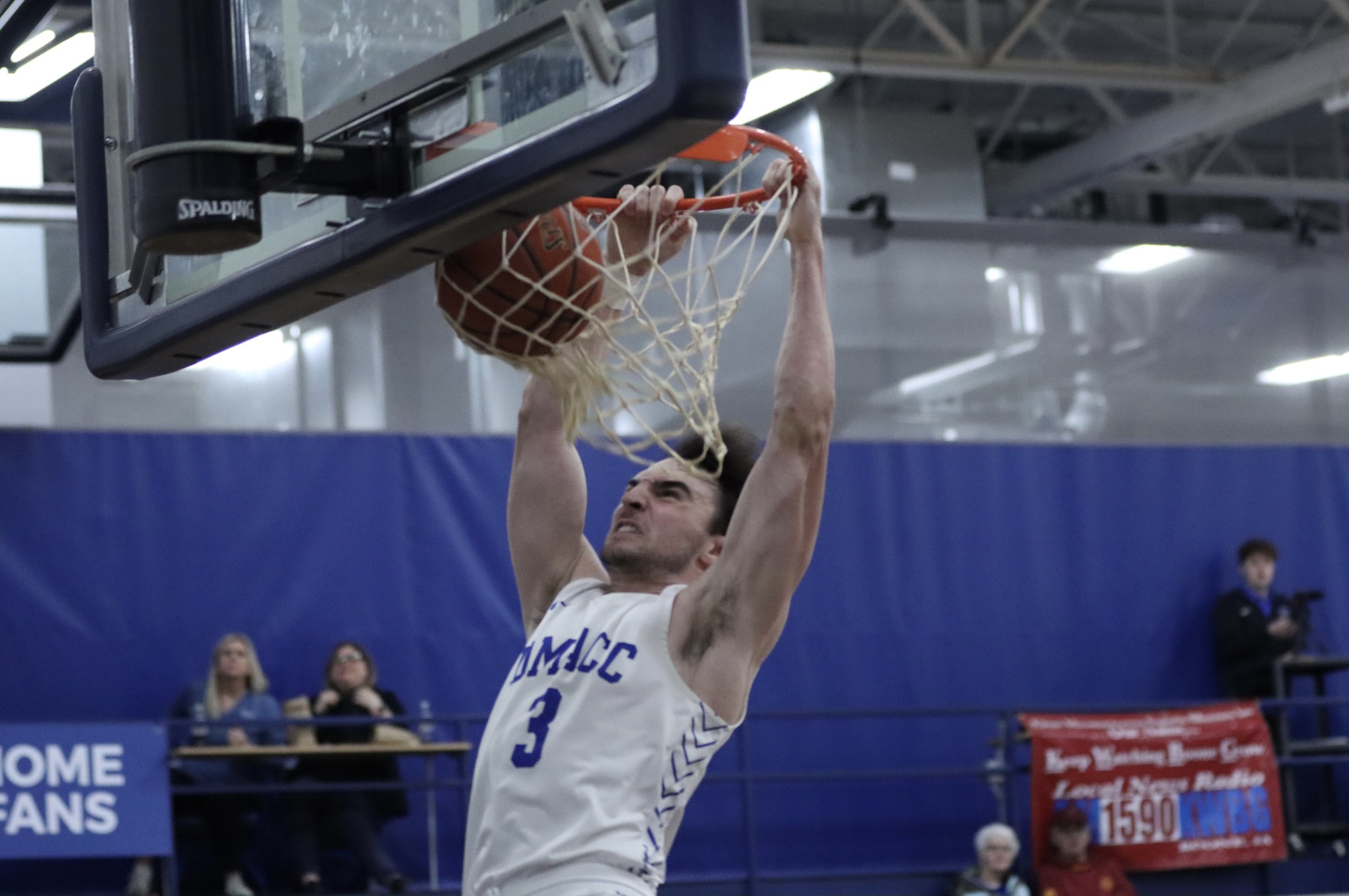 Abdelkarim leads DMACC men's basketball team past IWCC, 78-63