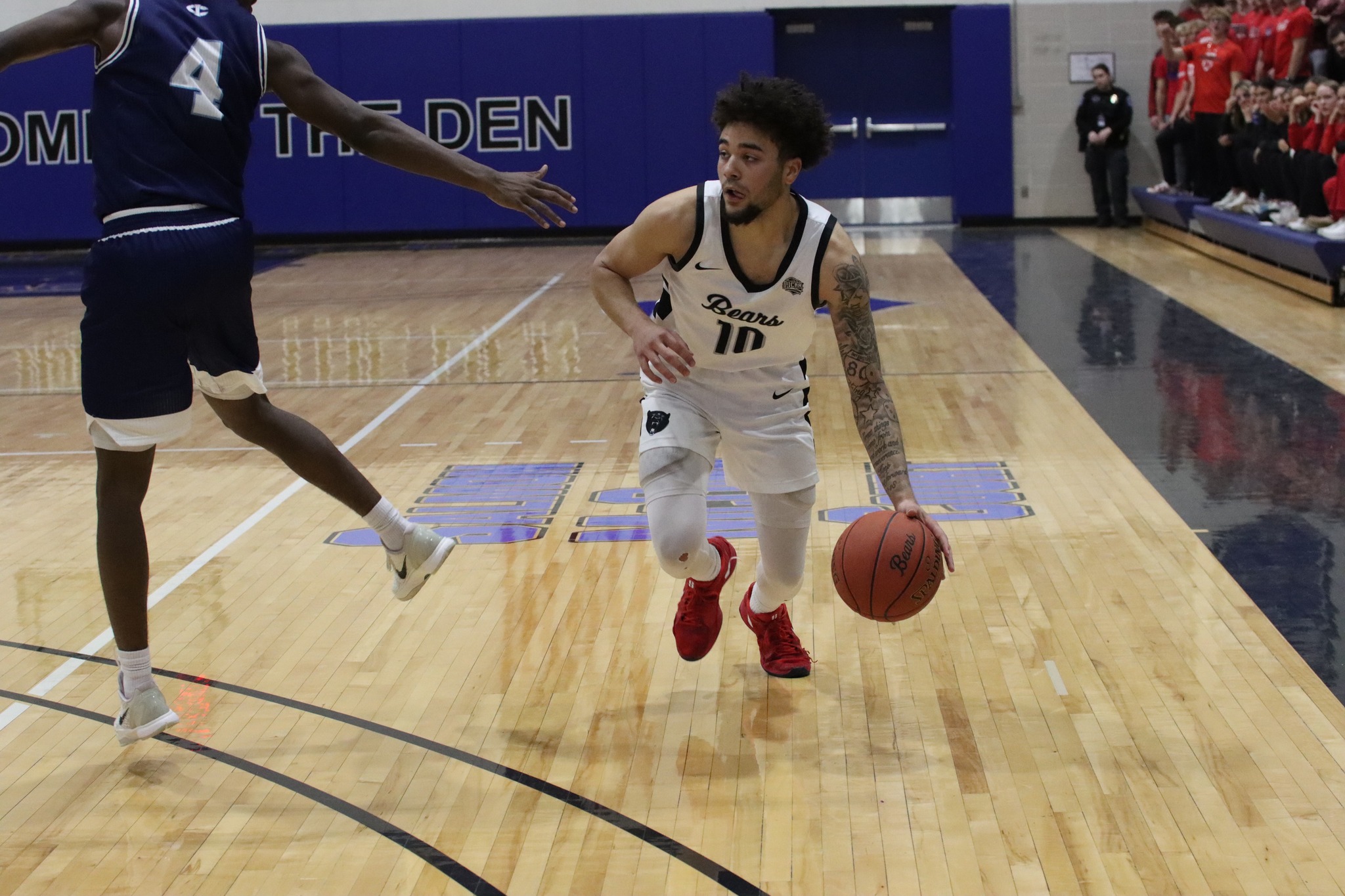 DMACC men's basketball team needs overtime to top ECC, 84-74