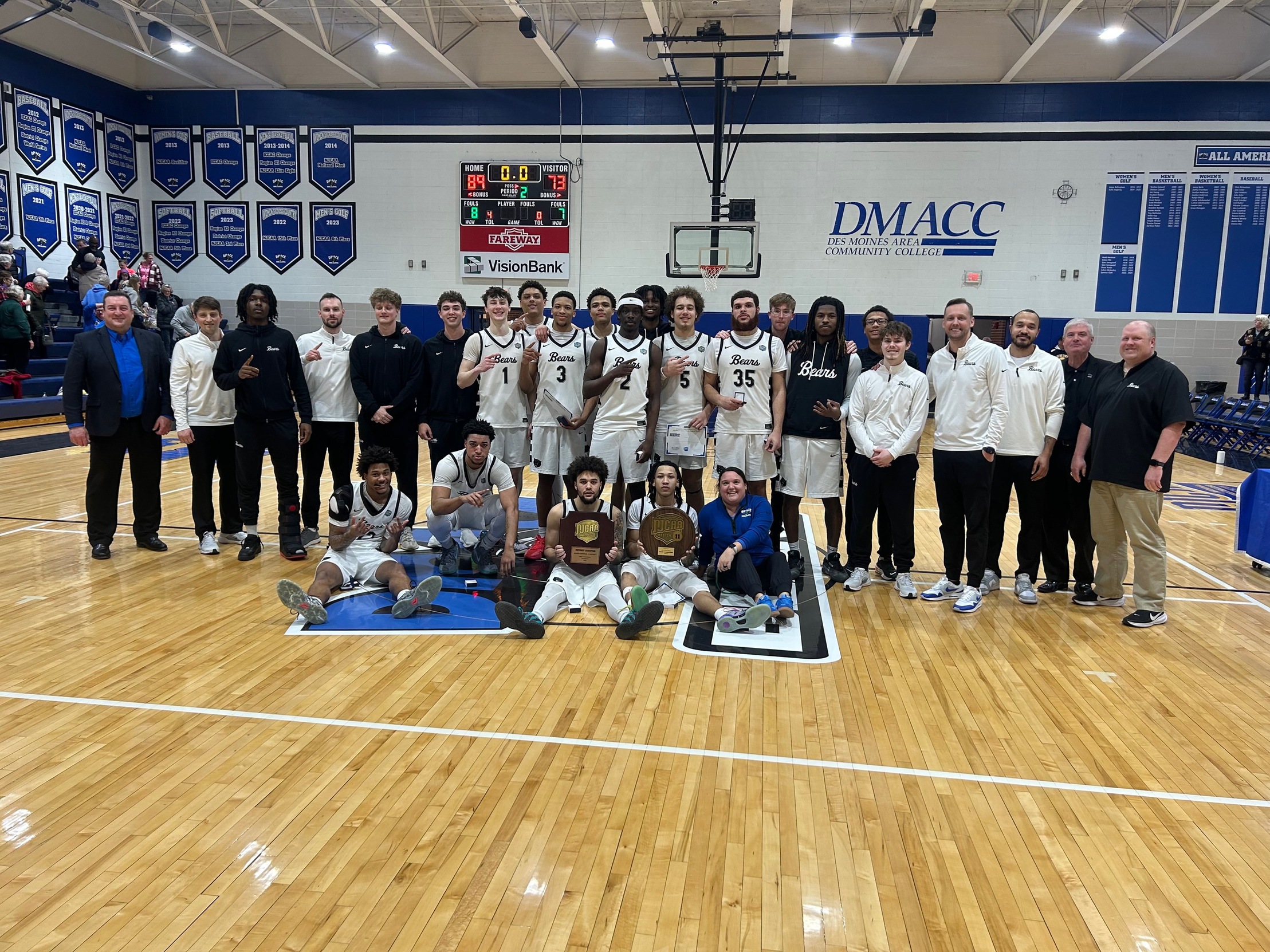 DMACC men's basketball team wins Region 11-A title; advances to national tournament for the sixth times in seven seasons