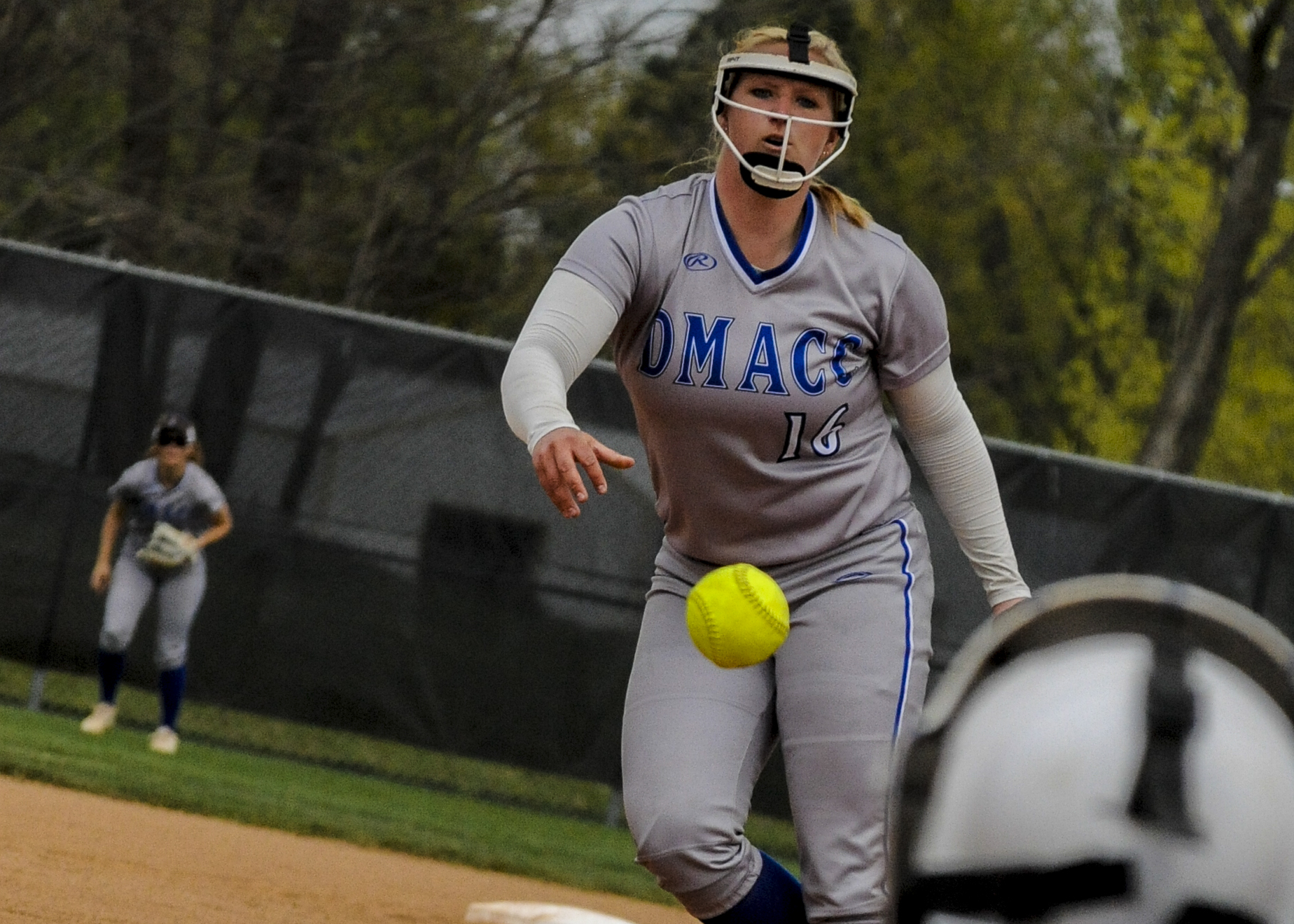 DMACC softball team rolls past NECC, 16-0, 14-1
