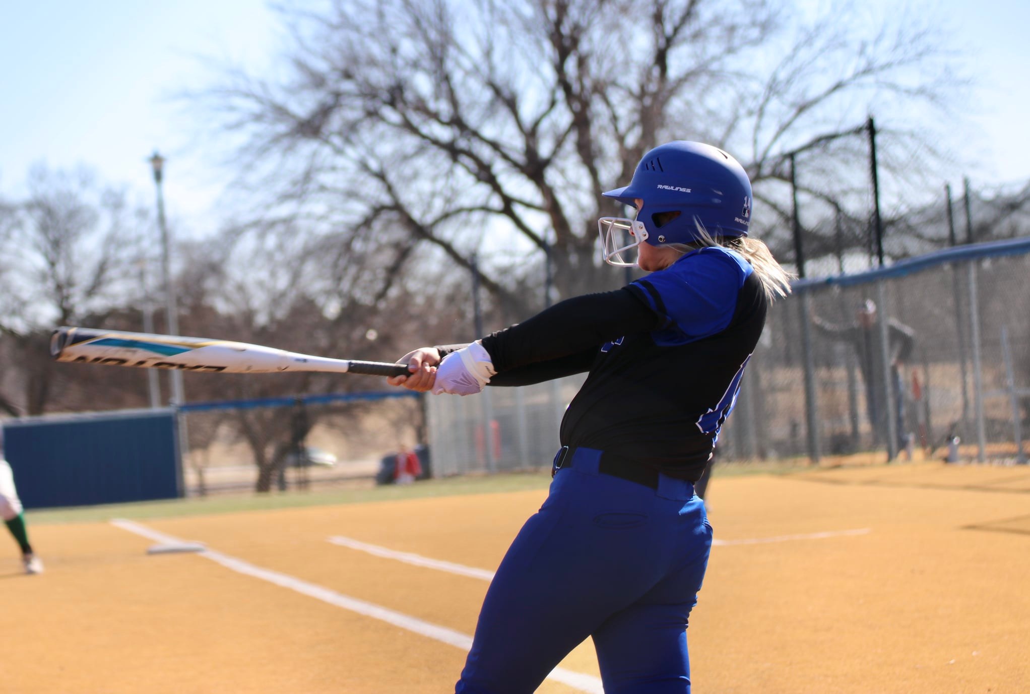 DMACC softball team sweeps doubleheader from Allen