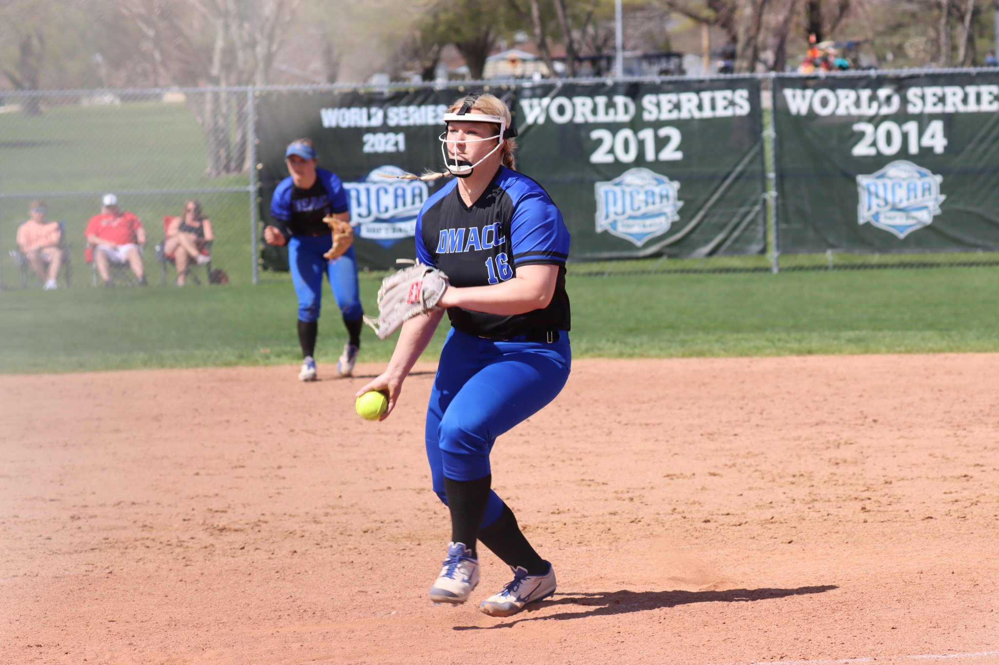 DMACC softball team sweeps Rock Valley CC and Black Hawk-Moline