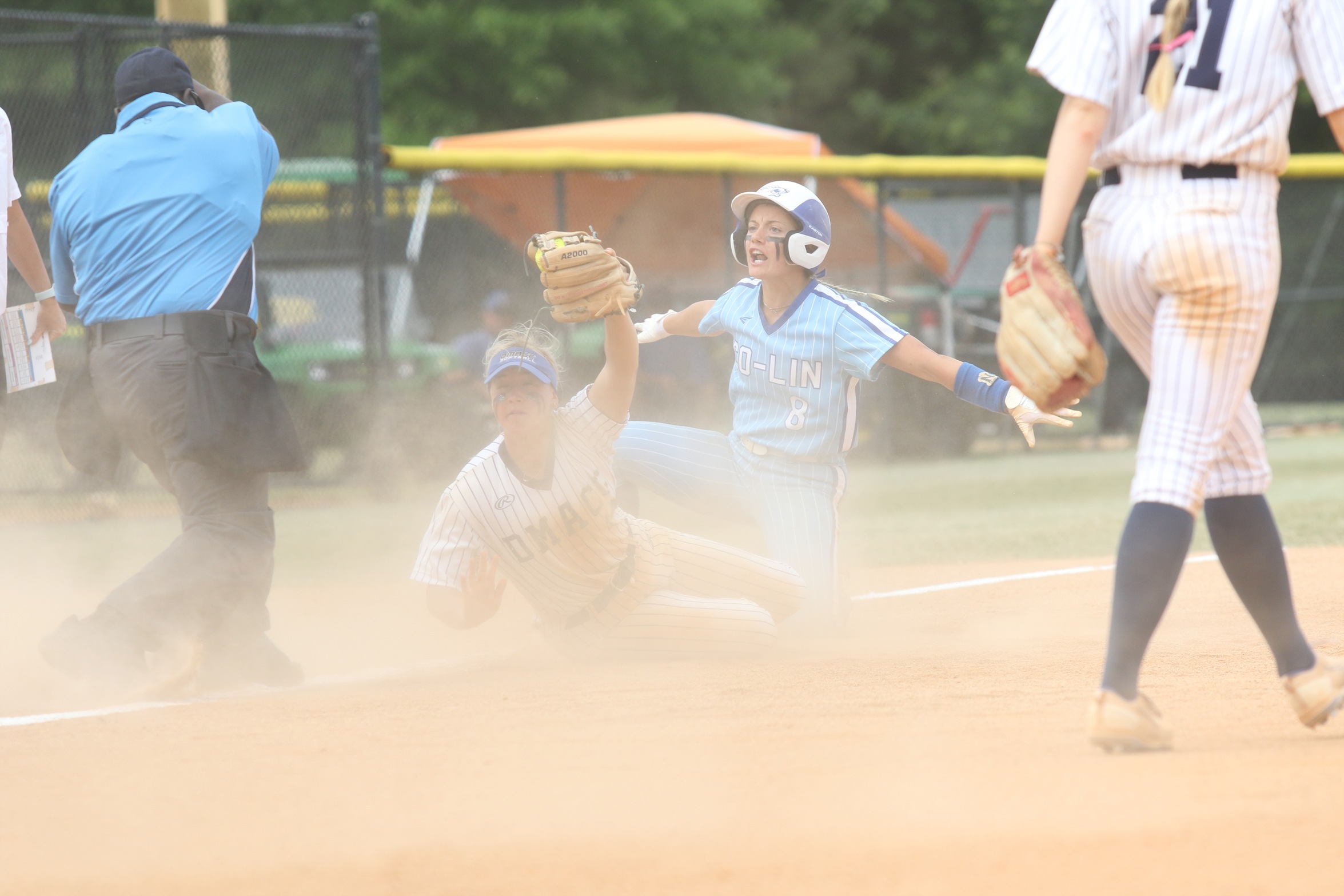 DMACC softball team finishes third in NJCAA Division II Softball World Series
