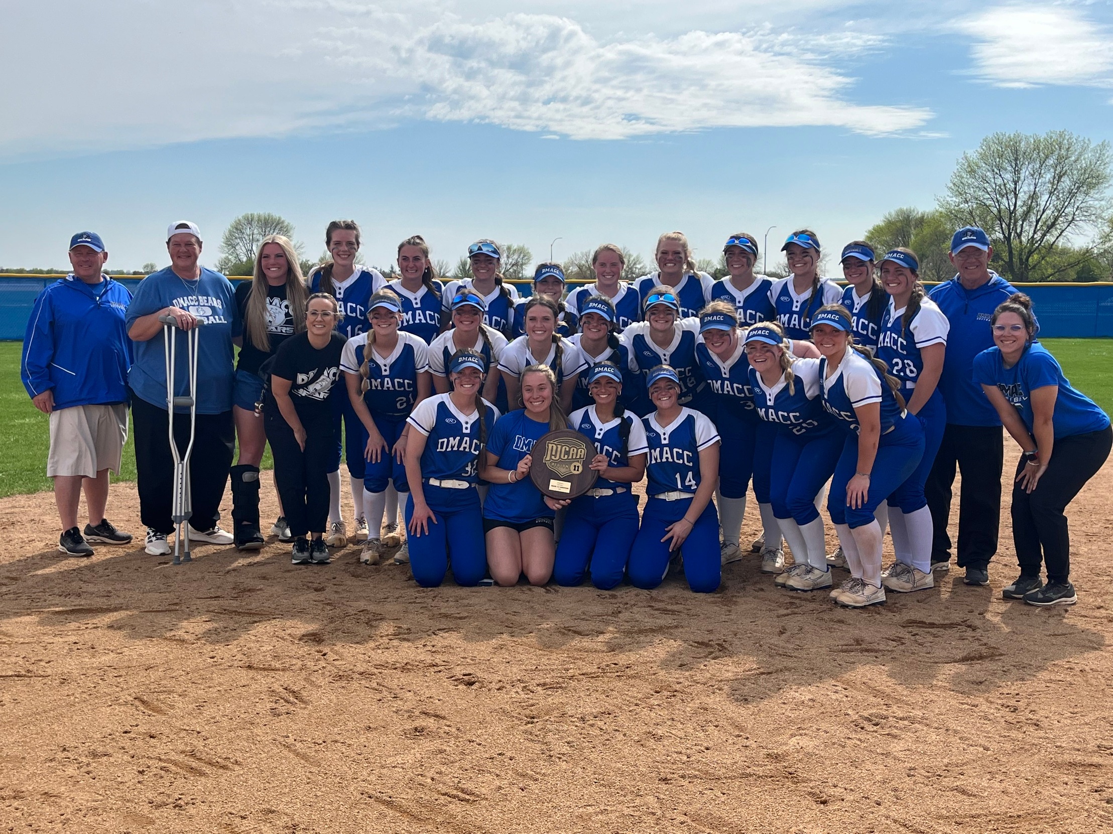 DMACC softball team wins ninth consecutive regional title