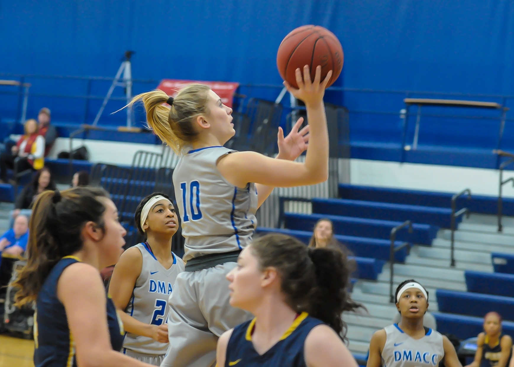 Regan Shockley goes up for shot 