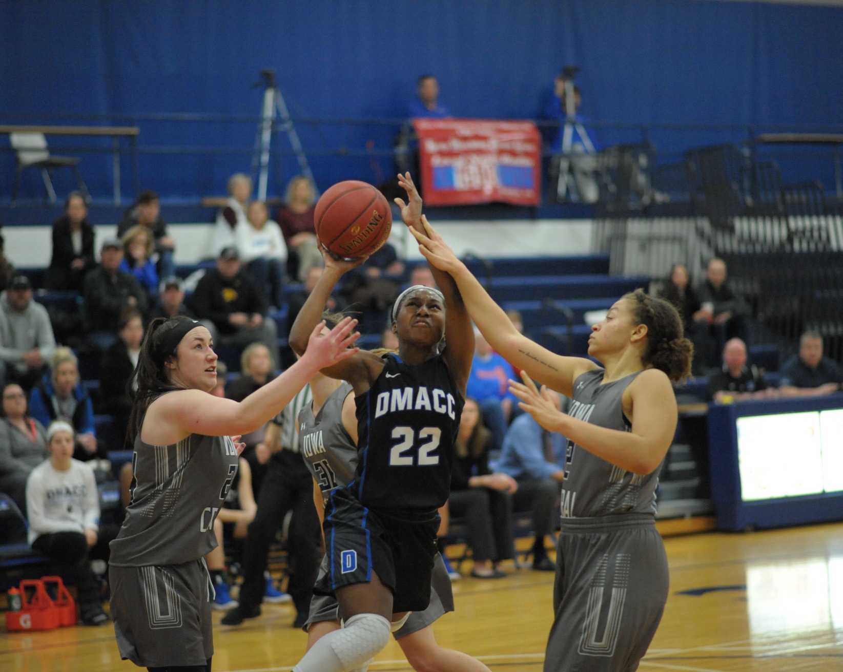 DMACC women's basketball team drops 58-54 decision to SECC
