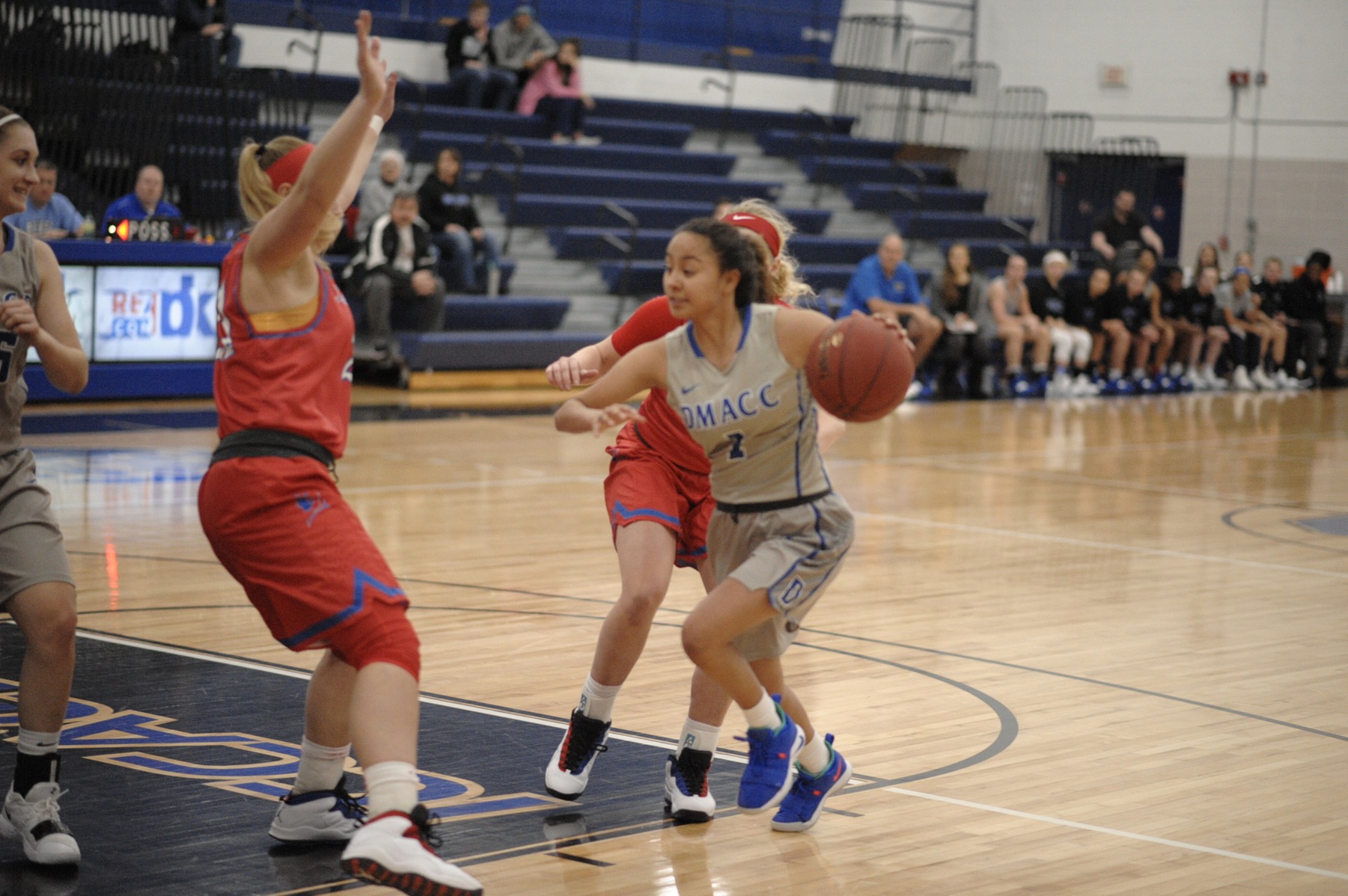 DMACC women's basketball team falls to MCC, 60-56