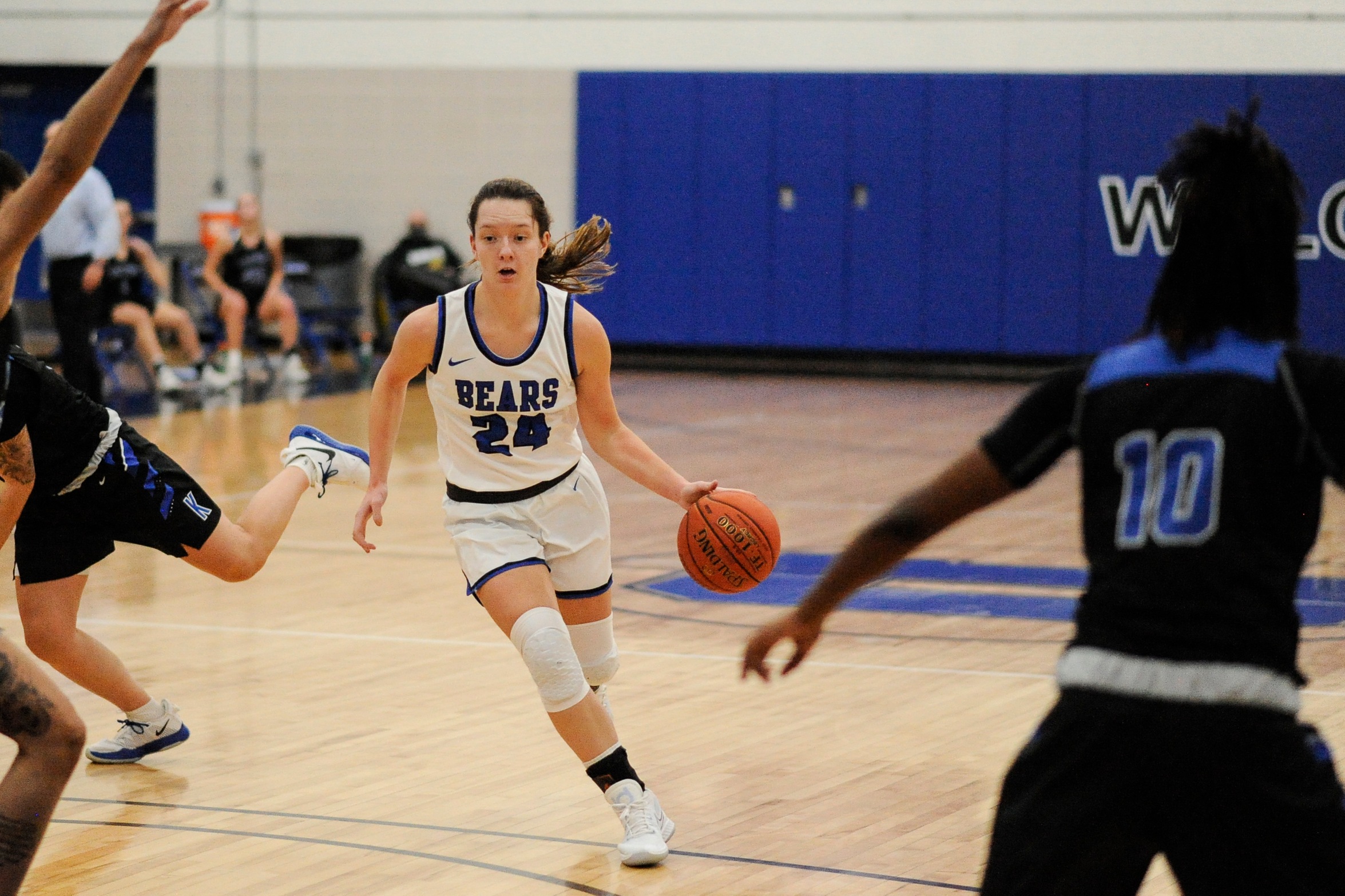 Flanagan's Career Night Leads Bears in Romp of Tigers
