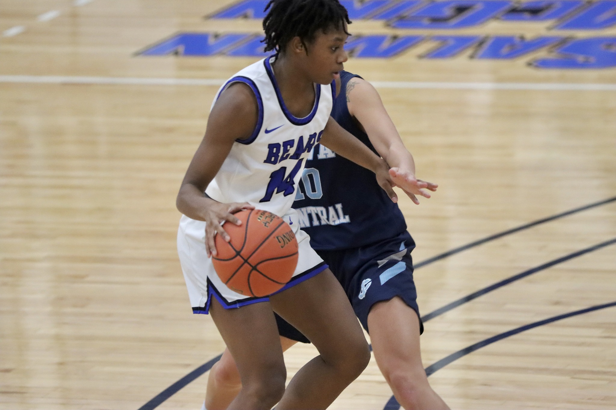 DMACC women's basketball team defeats NIACC, 71-63