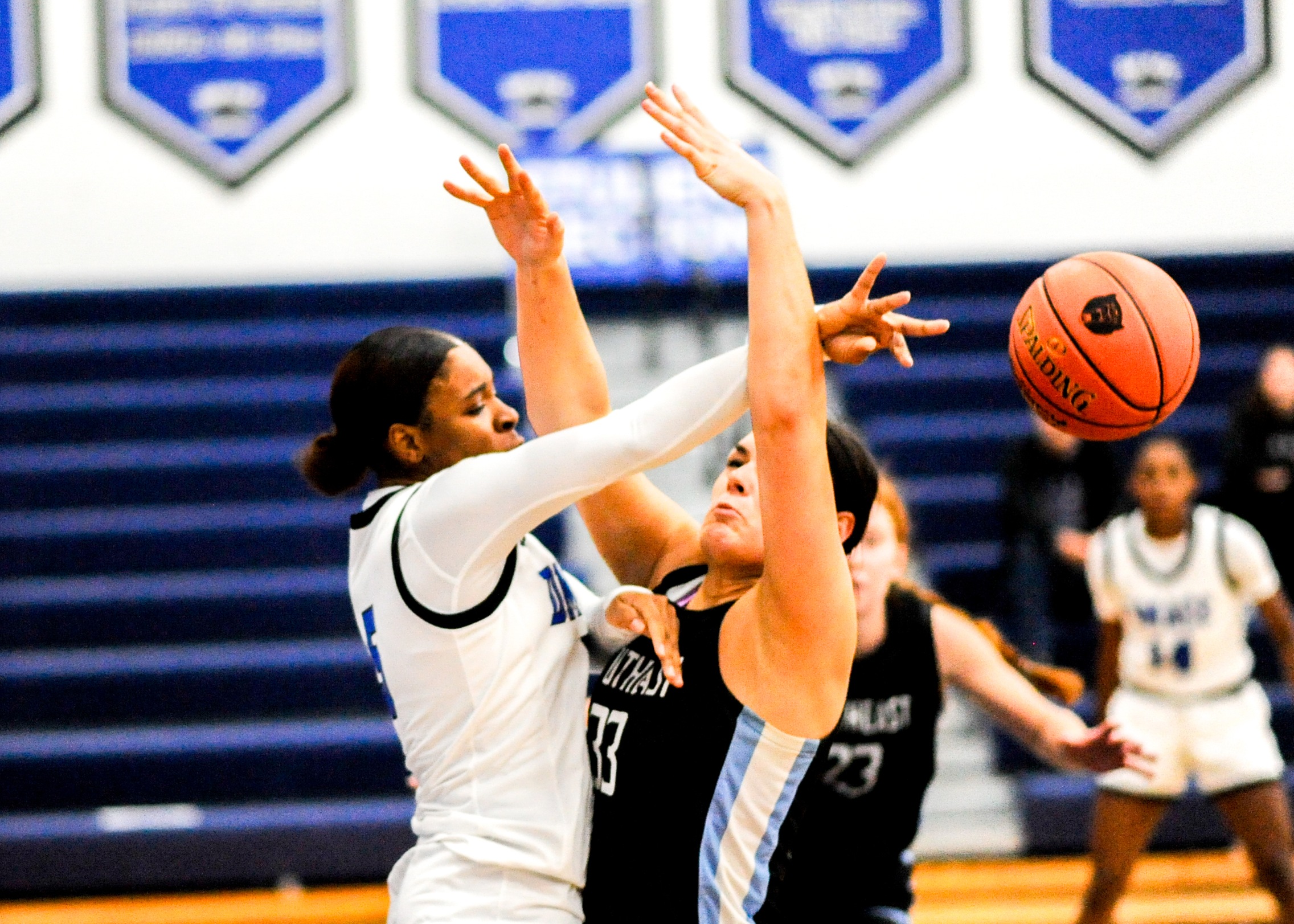 Ainley's 27 points lead DMACC women's basketball team past SECC, 87-80
