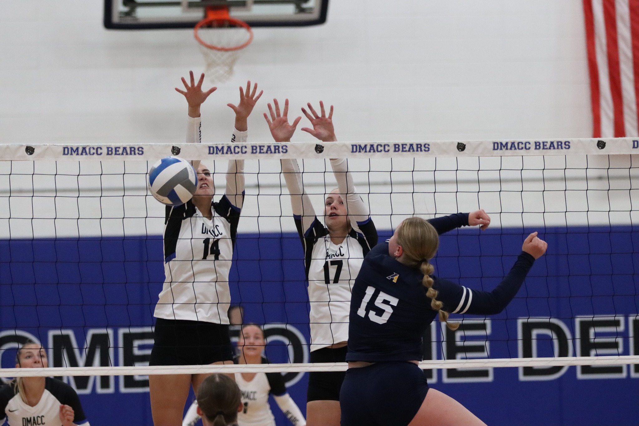 DMACC volleyball team drops two matches in Kirkwood Tournament