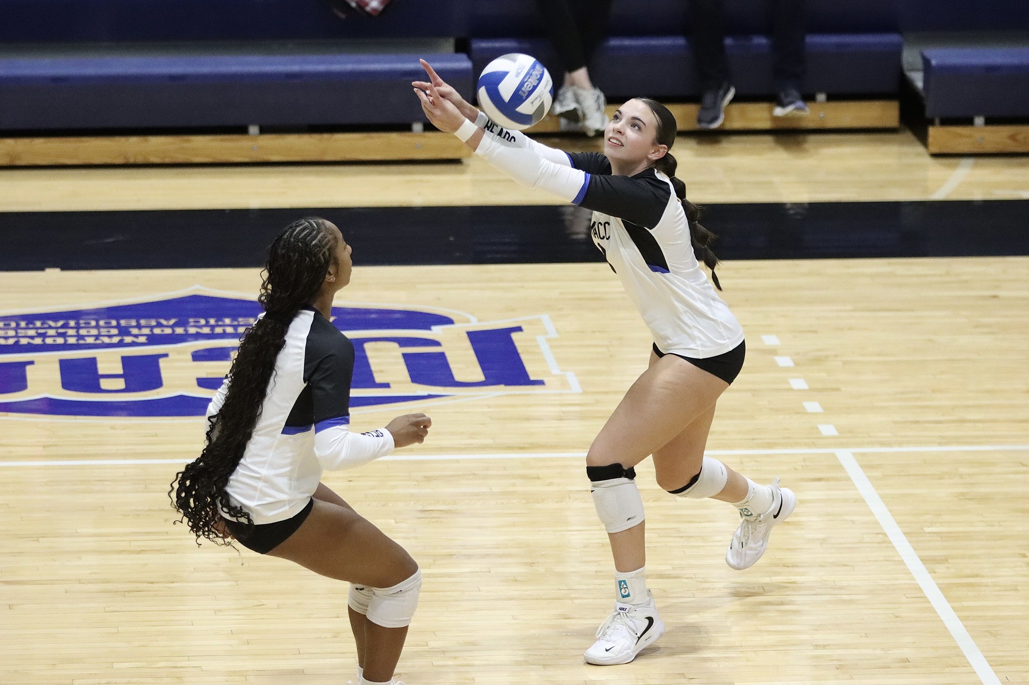 DMACC volleyball team falls to Kirkwood CC in Region 11-B championship match